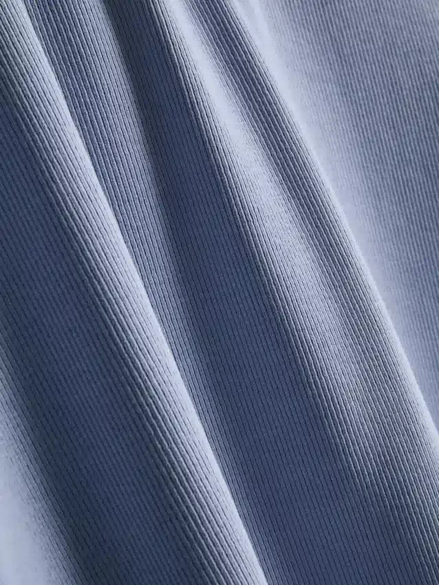 2 ks žebrovaných košil