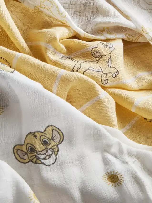 3 ks mušelínového oblečení s motivem Disneyho Lvího krále