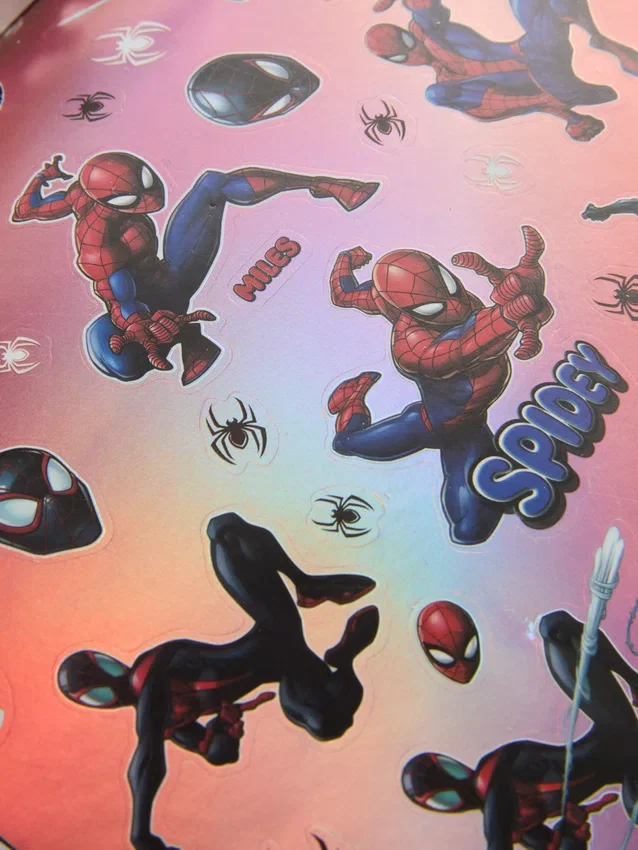 Balení 500 samolepek Marvel Spider-Man
