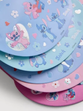 Balení 500 samolepek s postavičkou Stitchem od Disneyho