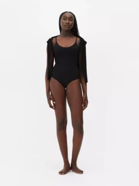 Bezešvé stahovací body