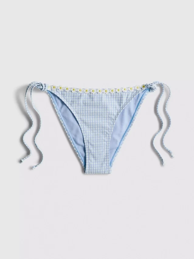 Bikiny s kostkovaným vzorem a lemováním s motivem sedmikrásky