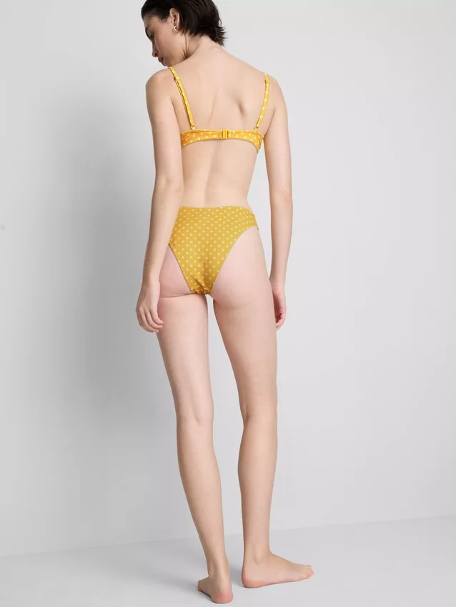 Brazilské bikiny s puntíky