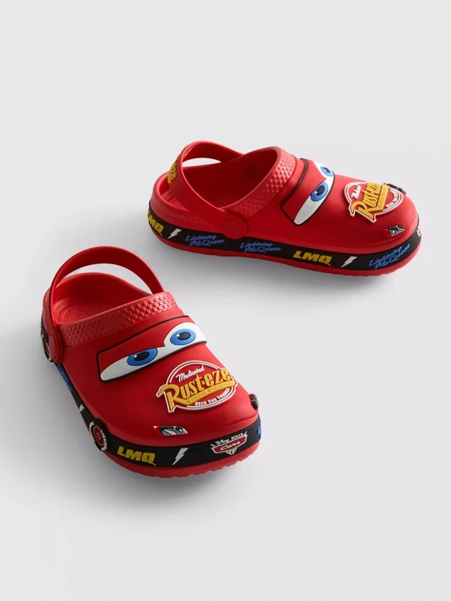 Dřeváky s motivem filmu Auta od Disney Pixar