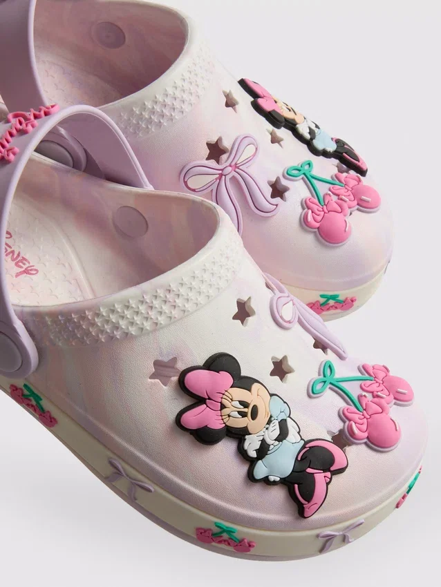 Dřeváky s motivem Minnie Mouse od Disneyho