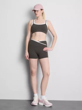 Dvouvrstvý sportovní crop top