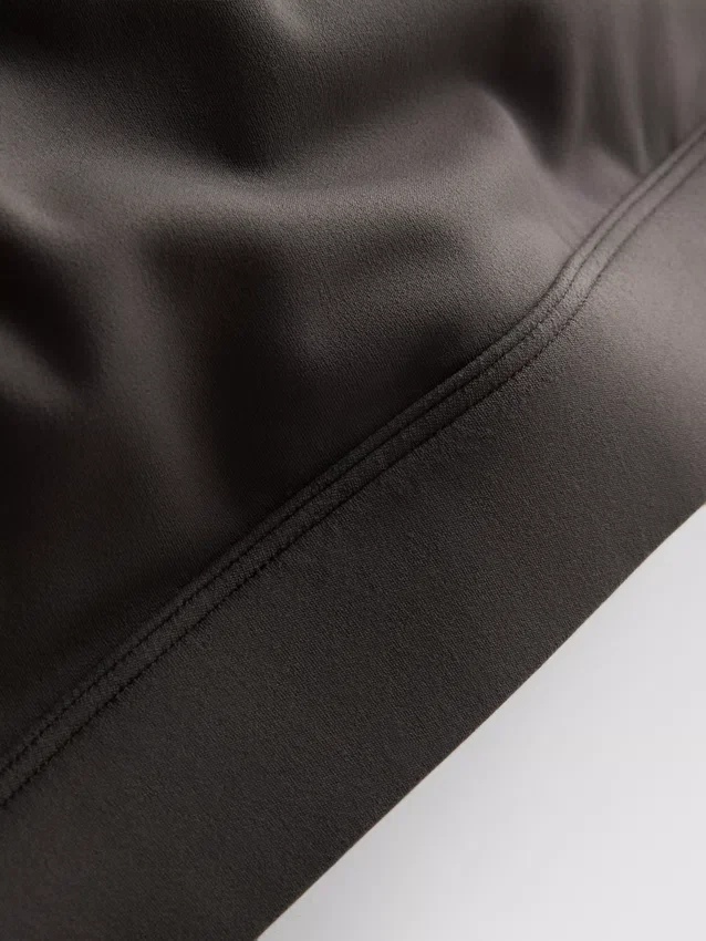 Dvouvrstvý sportovní crop top