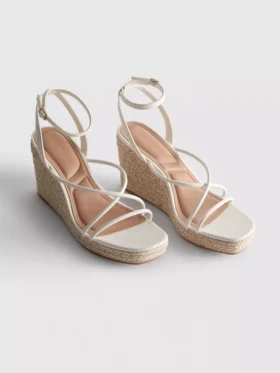 Espadrilky na klínovém podpatku s pásky