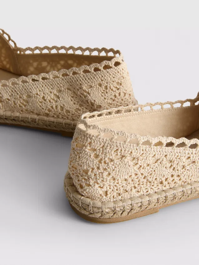 Espadrilky s tkaničkami