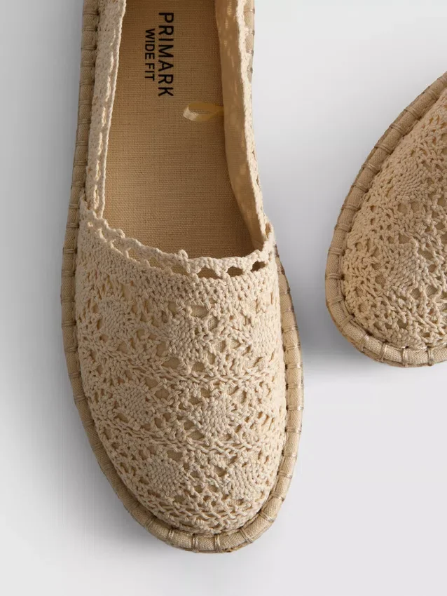 Espadrilky s tkaničkami