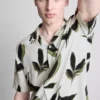 Košile s krátkými rukávy a knoflíky s botanickým potiskem
