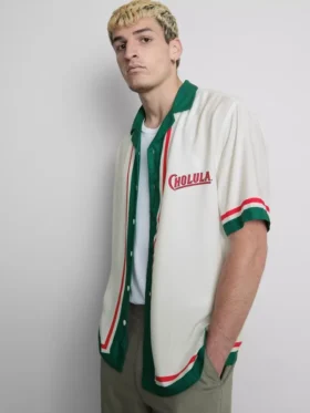 Košile s límečkem typu Revere značky Cholula