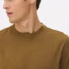 Košile s úzkým střihem a pružným materiálem