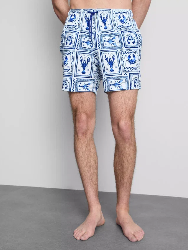 Kraťasy s texturou středomořských dlaždic