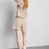 Kraťasy se stahovací šňůrkou a texturovaným povrchem