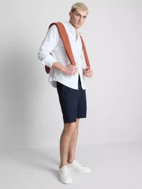 Kraťasy z bavlněného chino materiálu