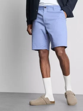 Kraťasy z bavlněného chino materiálu