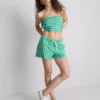 Krátký pruhovaný bandeau top s vysokým podílem bavlny