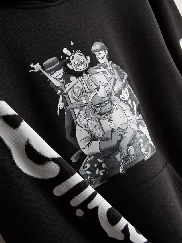 Mikina s kapucí s potiskem Gorillaz