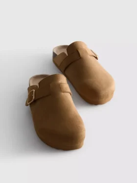 Mule s přezkou