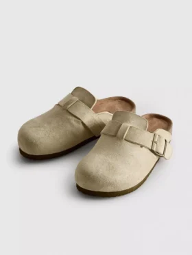 Mule s přezkou