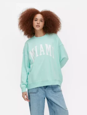 Oversized mikina s nápisem „Miami“