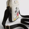Pouzdro na telefon přes rameno s motivem Mickey Mouse od Disneyho