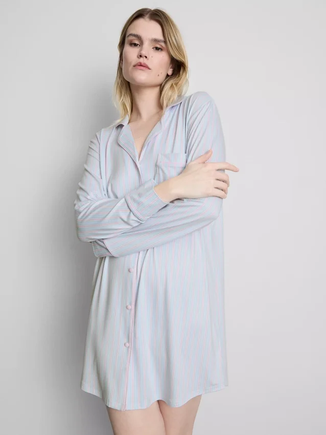 Pruhovaná oversized noční košile ve stylu boyfriend
