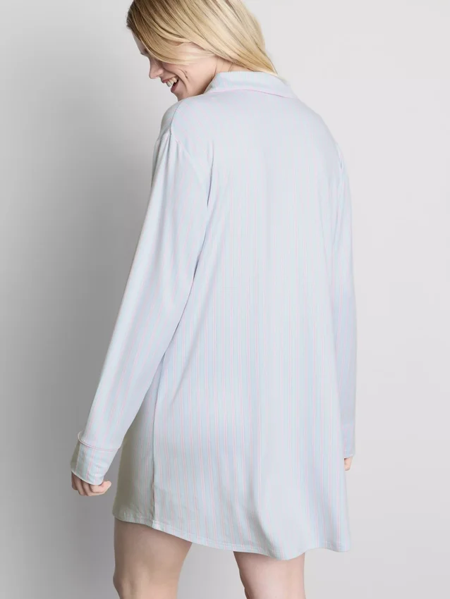 Pruhovaná oversized noční košile ve stylu boyfriend