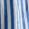 Pruhovaný top s nafouknutými rukávy a odhalenými rameny