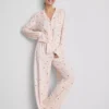 Pyžama Stacey Solomon v kostkovaném stylu „boyfriend“