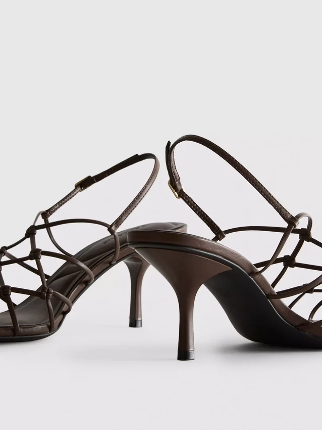 Sandály s pleteným podpatkem typu stiletto z kolekce The Edit