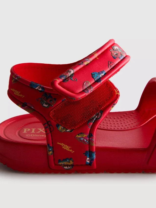 Sandály Trekker z filmu Cars od Disney Pixar