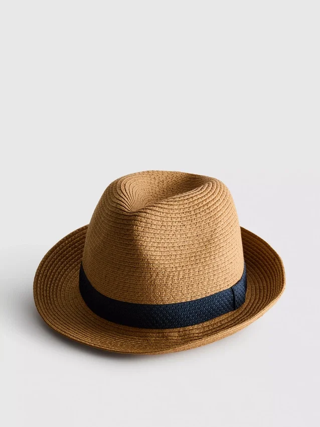 Slaměný trilby