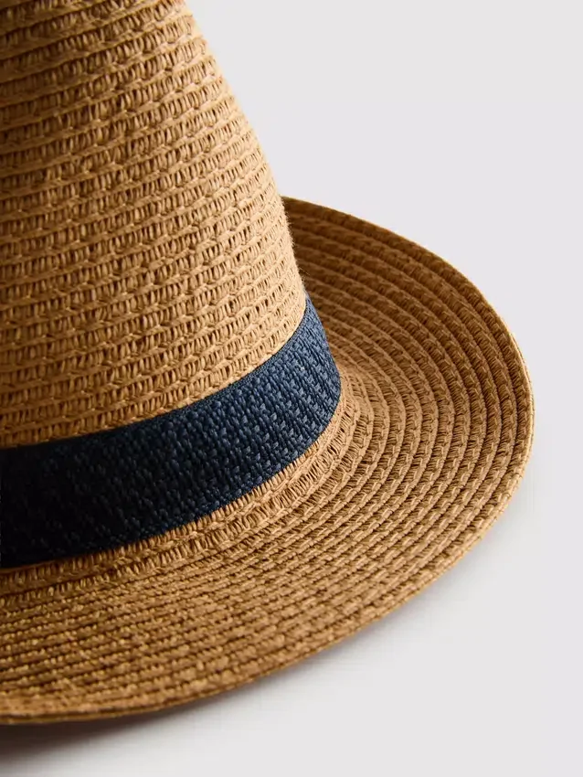 Slaměný trilby