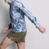 Sportovní bunda se zapínáním na zip a stojáčkem