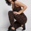 Sportovní legíny s vysokým pasem a leopardím vzorem