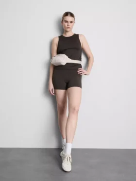 Sportovní tílko se řasením