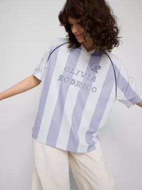 The Primark Scene | Pruhovaný fotbalový dres Olivie Rodrigo