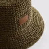 Tkaný klobouk typu „bucket hat“