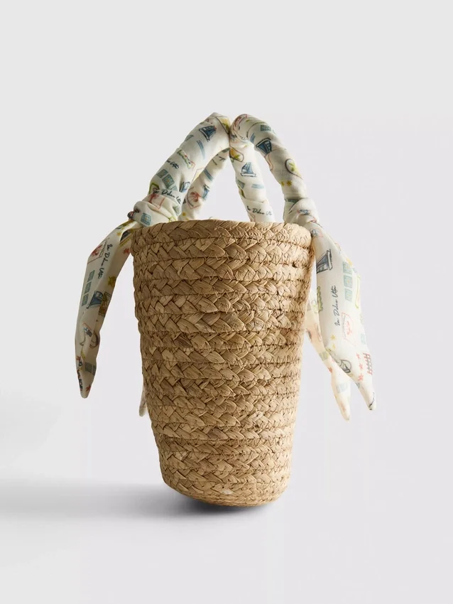 Tkaná slaměná kabelka midi typu bucket