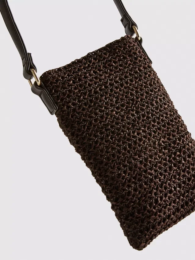 Tkaná taštička na telefon s korálky