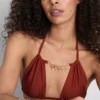 Trojúhelníkové bikiny s řetízkovým detailem