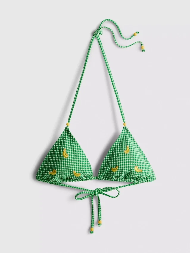 Trojúhelníkové bikiny s kostkovaným vzorem a banánem